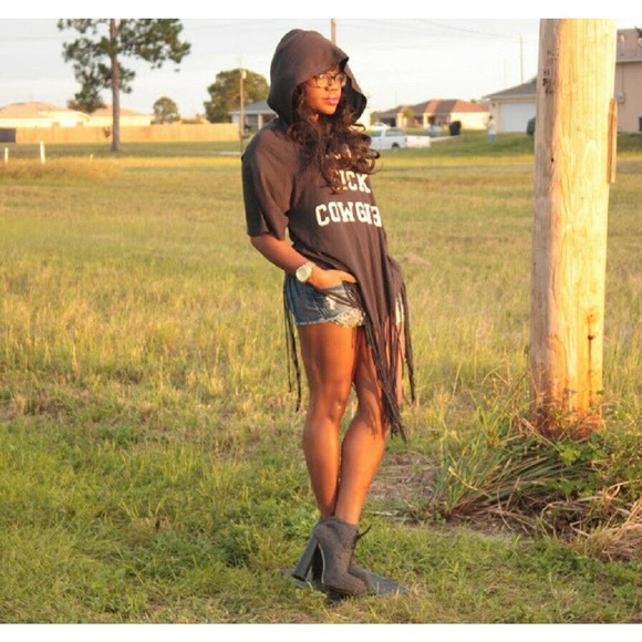 Wildfox Tops - WILDFOX Lovesick Cowgirl desert fringe hoodie hooded tee t-shirt dirty black XS